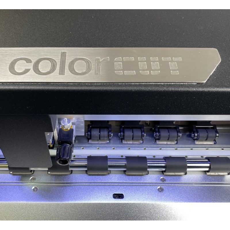 CORTADORA DE ETIQUETAS MORGANA COLORCUT LCF700PRO